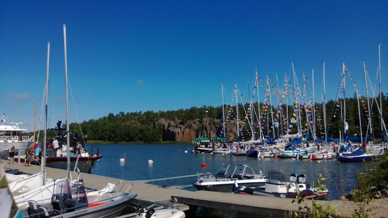 Kustavin Lootholma *